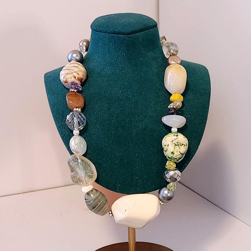 Mixed Stone Chunky Statement Necklace Multicolor Boho Beaded Adjustable 16-19 in